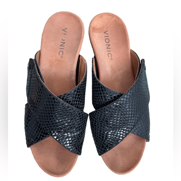 VIONIC Leticia Wedge Black Velcro Sandal EUC Size 6.5 - Picture 2 of 15